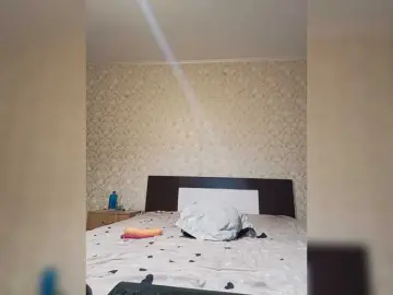 Melody29  live sex cam