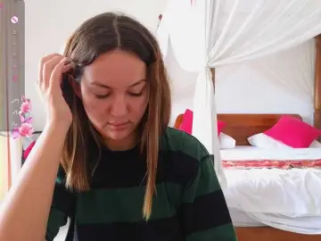 Nelly-Fischer  live sex cam