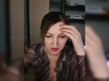 Nushka1939  live sex cam