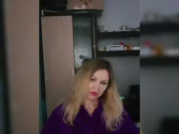 Nushka1939  live sex cam