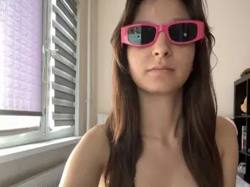 Pretty1Couple  live sex cam