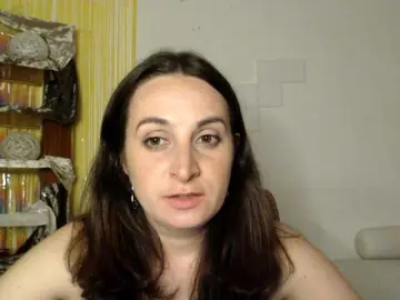 UWillMarryMyAss  live sex cam