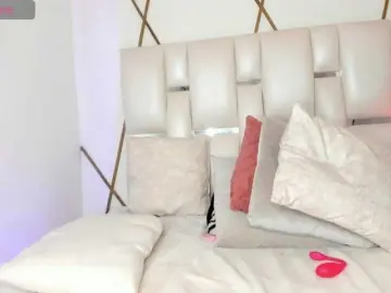 Venuswilds  live sex cam