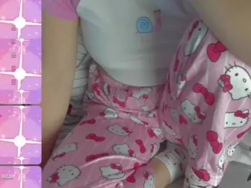 DaddySgirl9  live sex cam