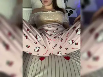 DaddySgirl9  live sex cam