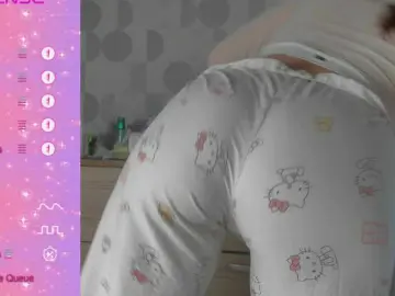 DaddySgirl9  live sex cam