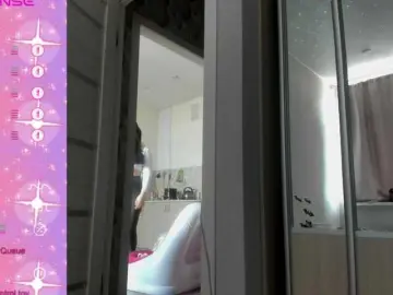 DaddySgirl9  live sex cam