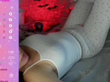 DaddySgirl9  live sex cam