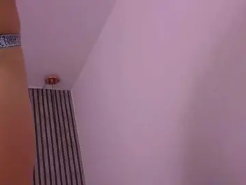 Karamoss  live sex cam