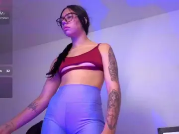 Karamoss  live sex cam