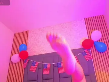 Karamoss  live sex cam