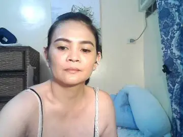 Lilymaepinay  live sex cam