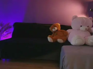 AnyaKim1  live sex cam