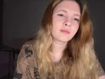 BonnyCrem  live sex cam