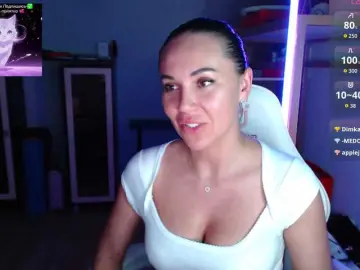 QWEENII  live sex cam