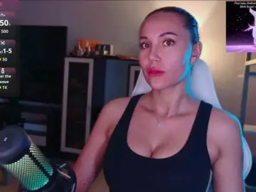 QWEENII  live sex cam