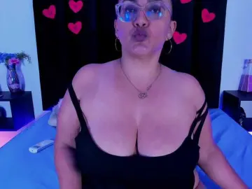 Scarlet-Ray  live sex cam
