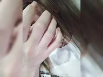 SexyKitty75-1  live sex cam