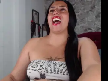 Ashleymonroe  live sex cam