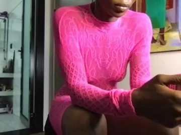 Chocopetite  live sex cam