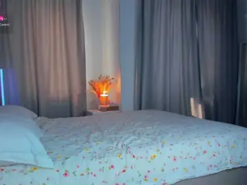 Maebarbie  live sex cam