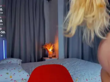 Maebarbie  live sex cam