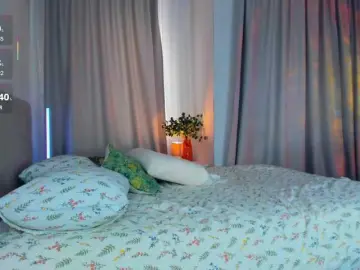 Maebarbie  live sex cam