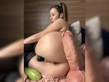 ALISAMAKS  live sex cam