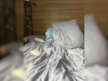 ALISAMAKS  live sex cam