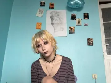 KerstinLoar  live sex cam