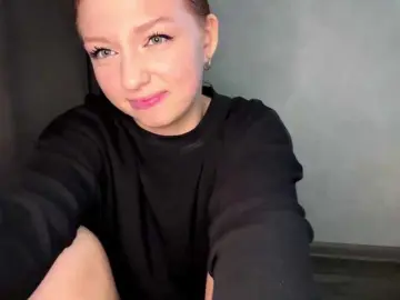 LyndseyShinkle  live sex cam