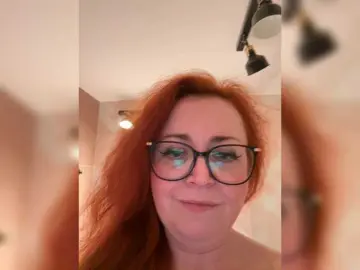 NicoleBunny24  live sex cam