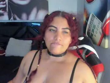 SaraBdsm  live sex cam