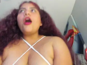 SaraBdsm  live sex cam