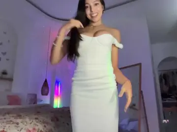Keirasworldd  live sex cam