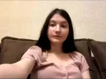 AideLandaker  live sex cam