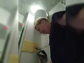 Alena61  live sex cam