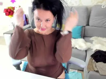 LoveCatsuit  live sex cam