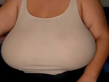 Mayabigtitss  live sex cam