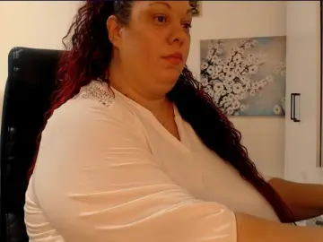 Mayabigtitss  live sex cam