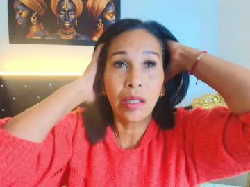 Shanon-mature  live sex cam