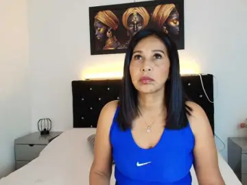 Shanon-mature  live sex cam