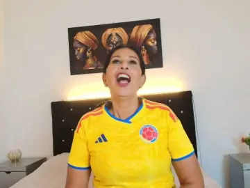 Shanon-mature  live sex cam