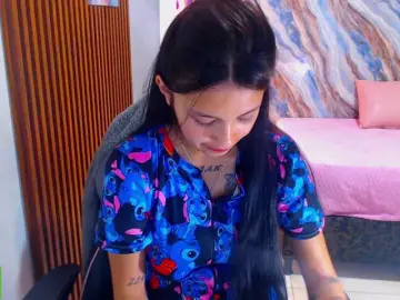 Corall-tay  live sex cam