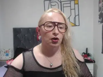 Emperatrizfuckass  live sex cam