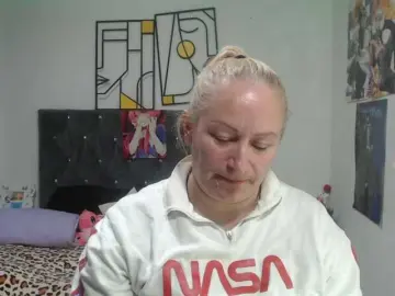 Emperatrizfuckass  live sex cam