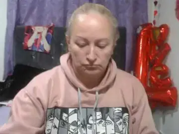 Emperatrizfuckass  live sex cam