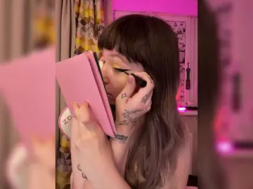 Henby-streams  live sex cam