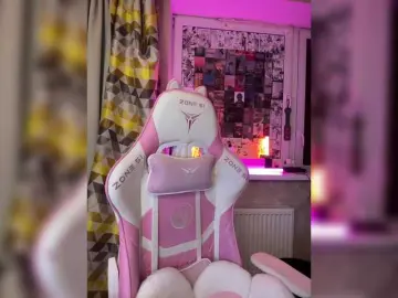 Henby-streams  live sex cam