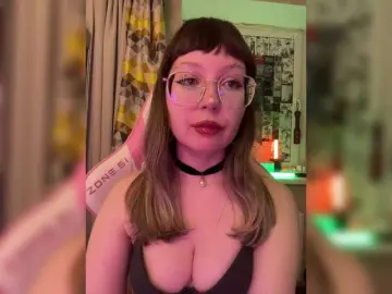 Henby-streams  live sex cam